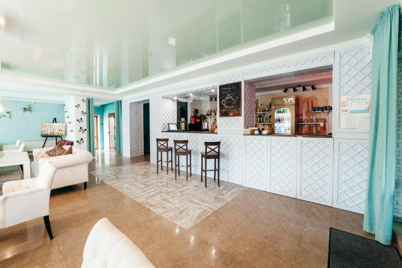 Hotel Butterfly Sadove Εξωτερικό φωτογραφία