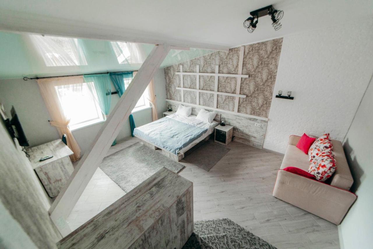 Hotel Butterfly Sadove Εξωτερικό φωτογραφία