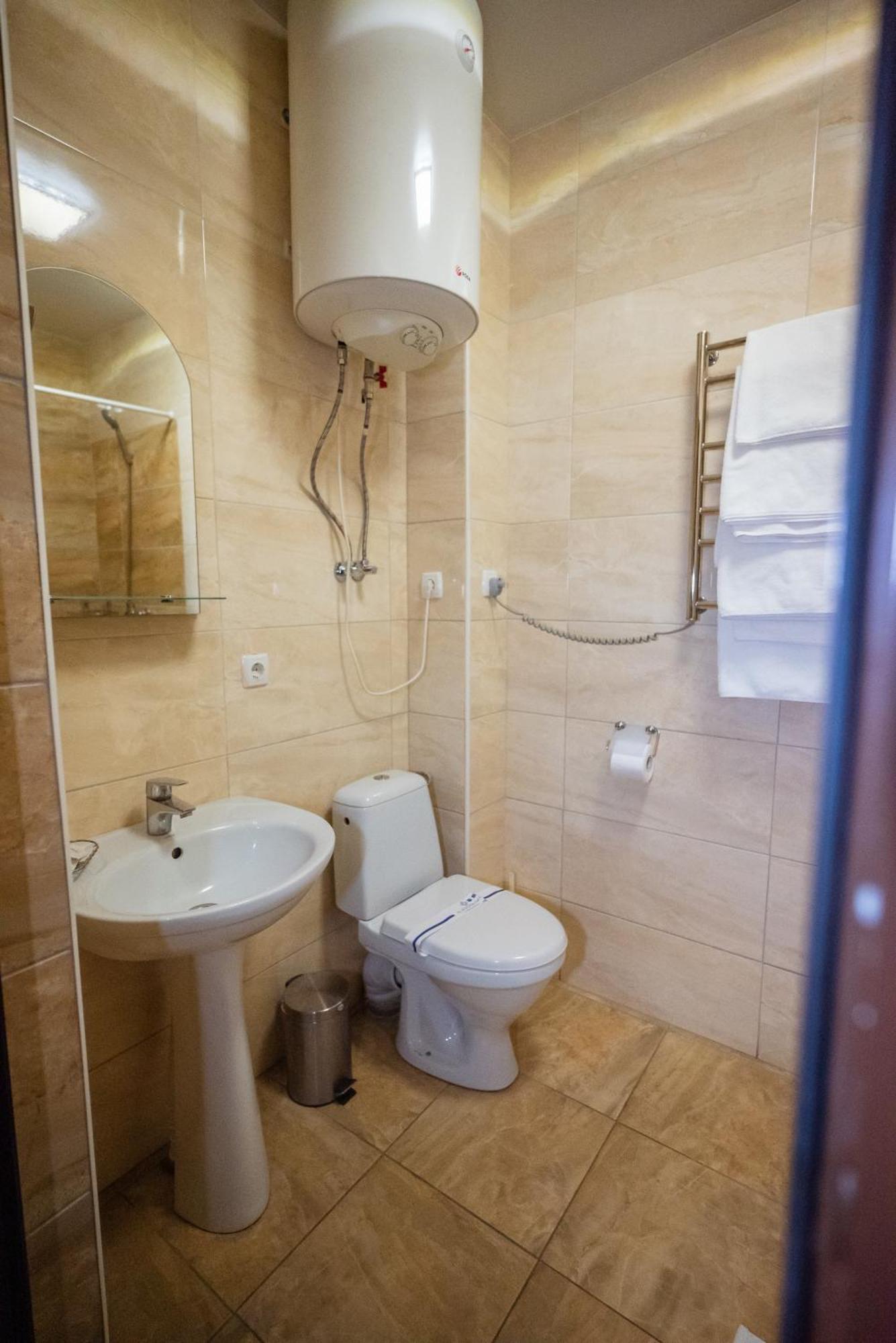 Hotel Butterfly Sadove Εξωτερικό φωτογραφία